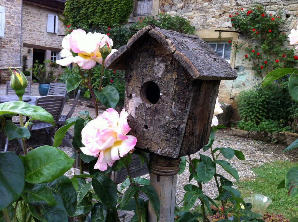 Chambres D'Hotes Du Hameau Les Brunes Bozouls Kültér fotó